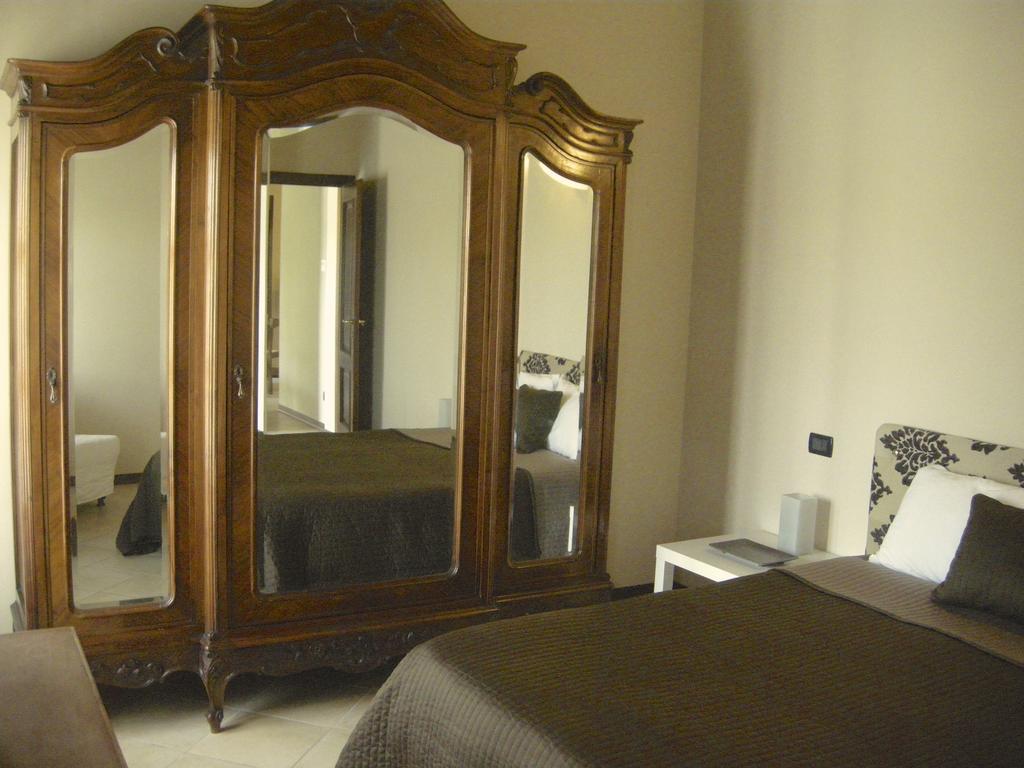 Villa Scati Apartments Melazzo Eksteriør bilde
